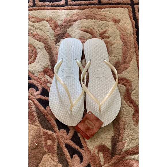 Havaianas Flip Flops - Picture 1 of 5